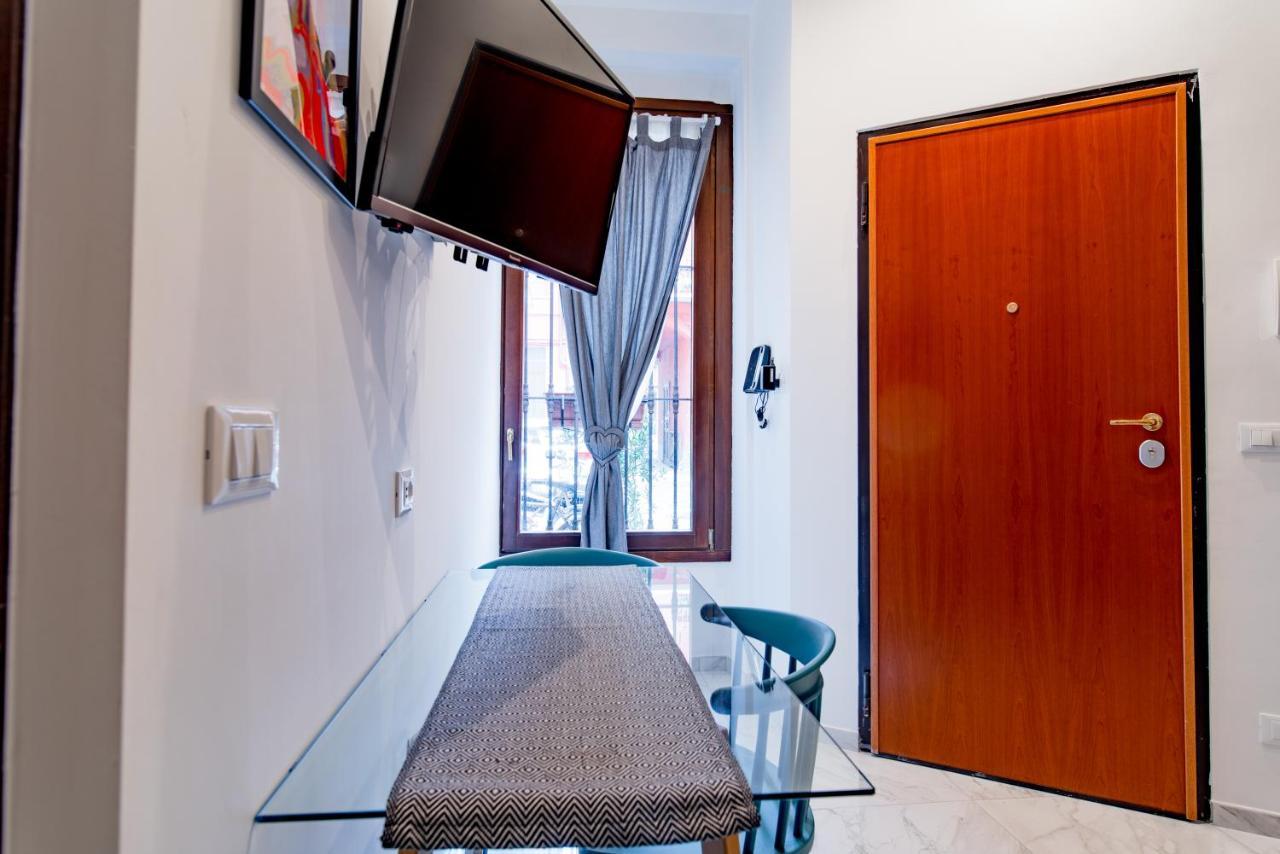 Cavour Central Apartment 토리노 외부 사진